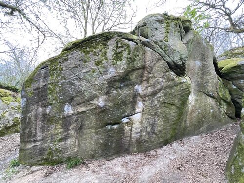 Image of Le Mur du Son (assis) (8a+)